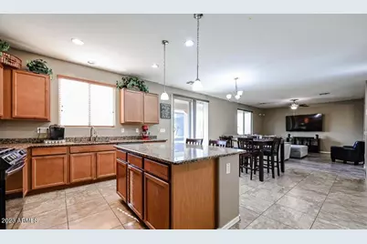 12217 W Chase Lane, Avondale, AZ 85323 - Photo 5