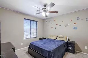 12217 W Chase Ln, Avondale, AZ 85323 - Photo 9