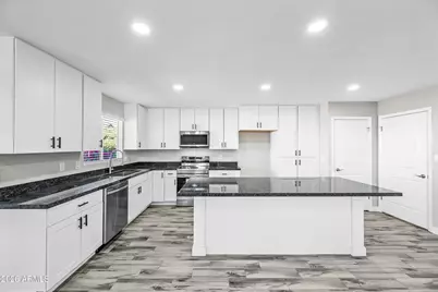 6112 W Saint Moritz Lane, Glendale, AZ 85306 - Photo 19