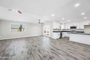 6112 W St Moritz Ln, Glendale, AZ 85306 - Photo 13