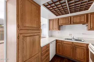 10330 W Thunderbird Blvd, Sun City, AZ 85351 - Photo 9