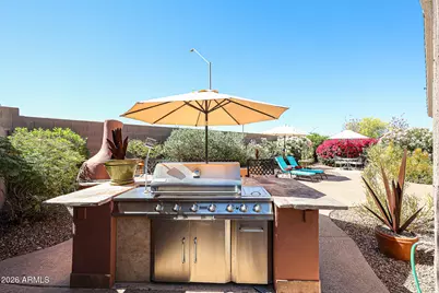 17885 W Desert View Lane, Goodyear, AZ 85338 - Photo 45