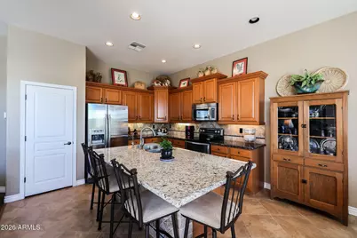 17885 W Desert View Lane, Goodyear, AZ 85338 - Photo 13