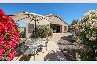 17885 W Desert View Lane, Goodyear, AZ 85338 - Photo 49