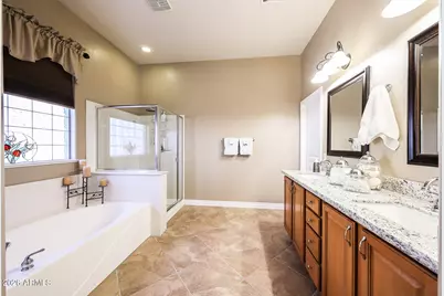 17885 W Desert View Lane, Goodyear, AZ 85338 - Photo 25
