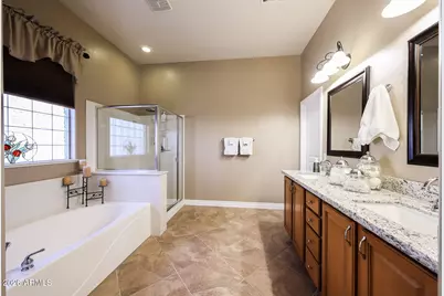 17885 W Desert View Lane, Goodyear, AZ 85338 - Photo 21