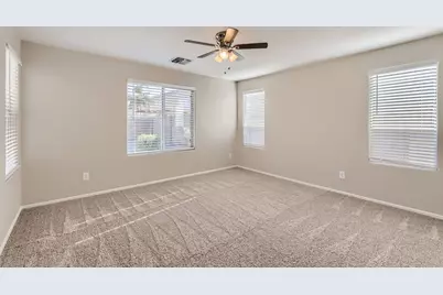 6524 W Hilton Avenue, Phoenix, AZ 85043 - Photo 9