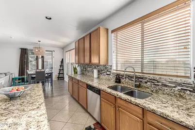 45485 W Morning View Lane, Maricopa, AZ 85139 - Photo 17