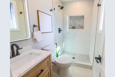 1940 W Kimberly Way, Phoenix, AZ 85027 - Photo 17