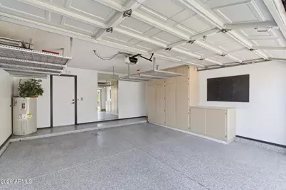 9427 W McRae Way, Peoria, AZ 85382 - Photo 15