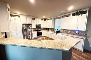 40710 N 12th St, Phoenix, AZ 85086 - Photo 11