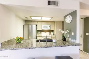 18723 N 92nd Dr, Peoria, AZ 85382 - Photo 5