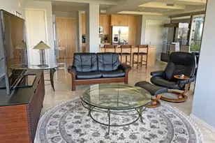 7117 E Rancho Vista Dr, Scottsdale, AZ 85251 - Photo 13