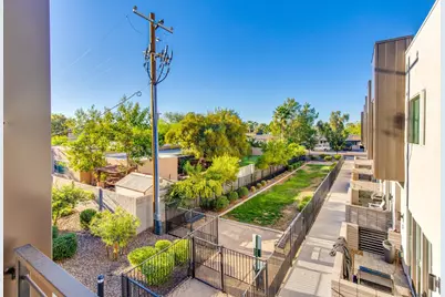 5151 N 13th Place #Unit 8, Phoenix, AZ 85014 - Photo 11