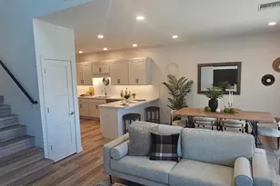 2041 E Michigan Ave E, Phoenix, AZ 85022 - Photo 7