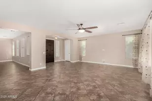 2585 E Carob Dr, Gilbert, AZ 85298 - Photo 11