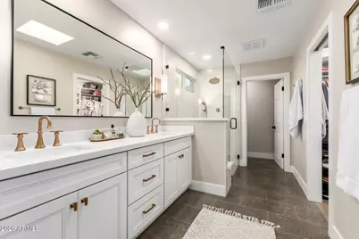 8600 E San Daniel Drive, Scottsdale, AZ 85258 - Photo 19