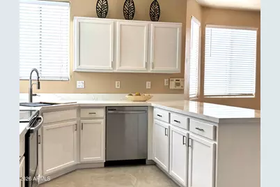 6824 S 33rd Avenue, Phoenix, AZ 85041 - Photo 7