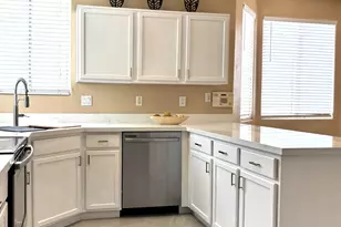 6824 S 33rd Ave, Phoenix, AZ 85041 - Photo 7