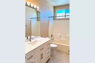 6824 S 33rd Avenue, Phoenix, AZ 85041 - Photo 11