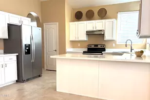 6824 S 33rd Ave, Phoenix, AZ 85041 - Photo 5