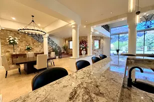 4937 E Rockridge Rd, Phoenix, AZ 85018 - Photo 5