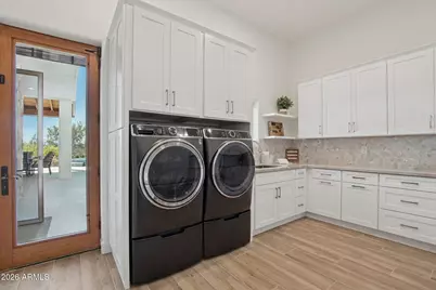 4937 E Rockridge Road, Phoenix, AZ 85018 - Photo 95