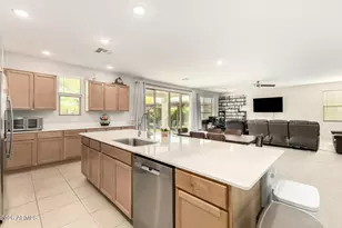 37271 W Mondragone Ln, Maricopa, AZ 85138 - Photo 13