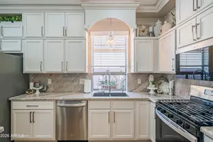 18164 W Addie Ln, Surprise, AZ 85374 - Photo 11