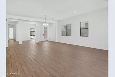 810 E Hopi Trail, Phoenix, AZ 85042 - Photo 11