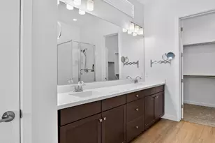 810 E Hopi Trail, Phoenix, AZ 85042 - Photo 17