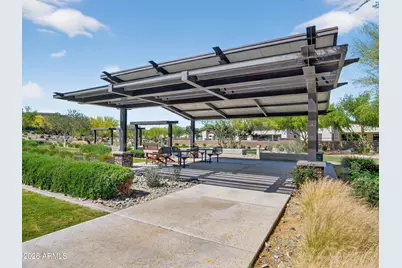 810 E Hopi Trail, Phoenix, AZ 85042 - Photo 47