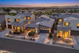 810 E Hopi Trail, Phoenix, AZ 85042 - Photo 33