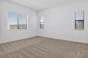 810 E Hopi Trail, Phoenix, AZ 85042 - Photo 13