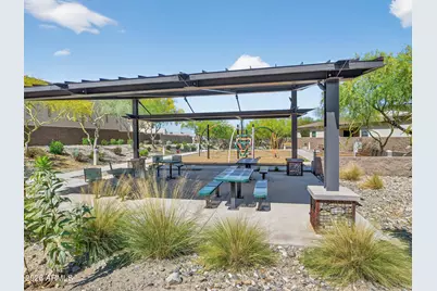 810 E Hopi Trail, Phoenix, AZ 85042 - Photo 45