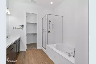 810 E Hopi Trail, Phoenix, AZ 85042 - Photo 19