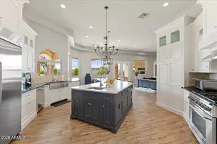 5600 S Gemstone Dr, Chandler, AZ 85249 - Photo 3