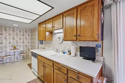 9 Leisure World --, Mesa, AZ 85206 - Photo 9