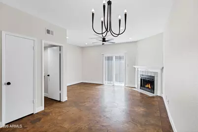 1935 W Morten Avenue #16, Phoenix, AZ 85021 - Photo 11