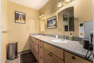 8210 N 50th Ave, Glendale, AZ 85302 - Photo 23