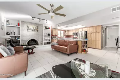 8210 N 50th Avenue, Glendale, AZ 85302 - Photo 9