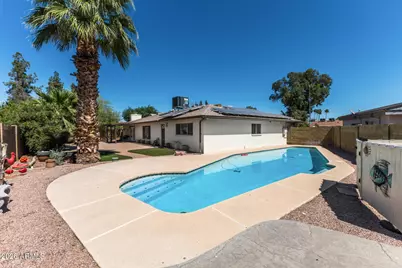 8210 N 50th Avenue, Glendale, AZ 85302 - Photo 33