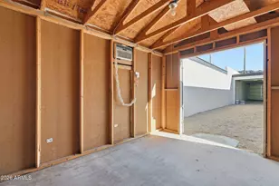 720 E Dobbins Rd, Phoenix, AZ 85042 - Photo 31