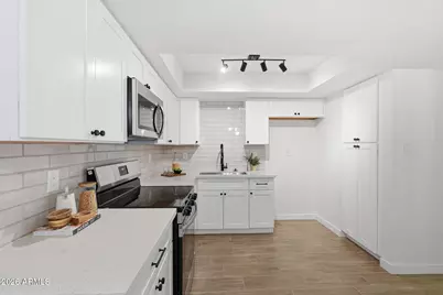 720 E Dobbins Road, Phoenix, AZ 85042 - Photo 13