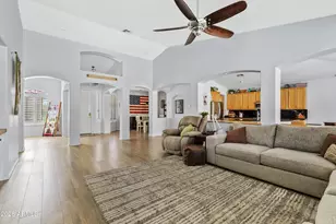 1748 E Iris Dr, Chandler, AZ 85286 - Photo 5
