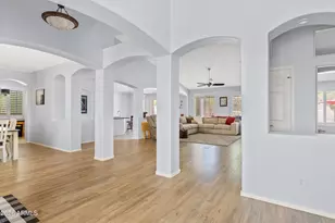 1748 E Iris Dr, Chandler, AZ 85286 - Photo 3