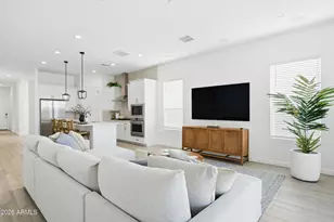 21718 N 58th St, Phoenix, AZ 85054 - Photo 5