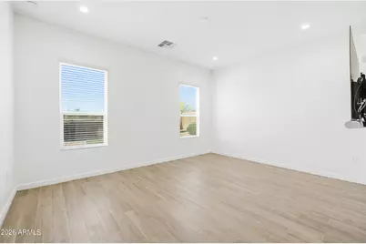 21718 N 58th Street, Phoenix, AZ 85054 - Photo 7