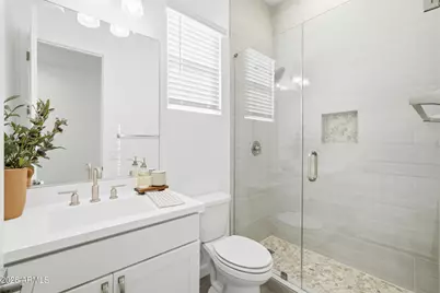 21718 N 58th Street, Phoenix, AZ 85054 - Photo 15