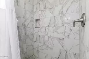 1136 E Sunnyslope Ln, Phoenix, AZ 85020 - Photo 19